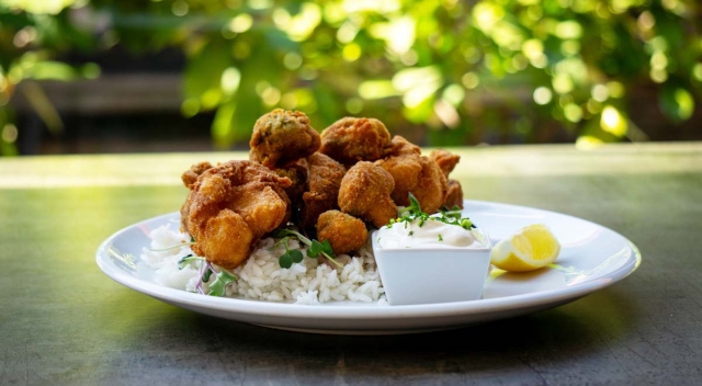 Breaded vegetables (mushrooms, broccoli, and cauliflower), jasmine rice, tartar sauce 